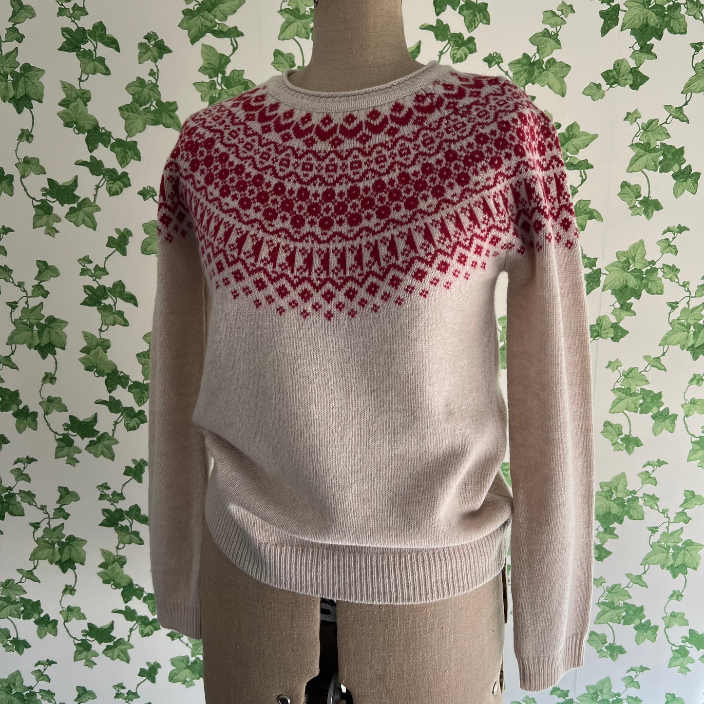 Fair Isle Style Wool Jumper Nougat & Raspberry Red S New