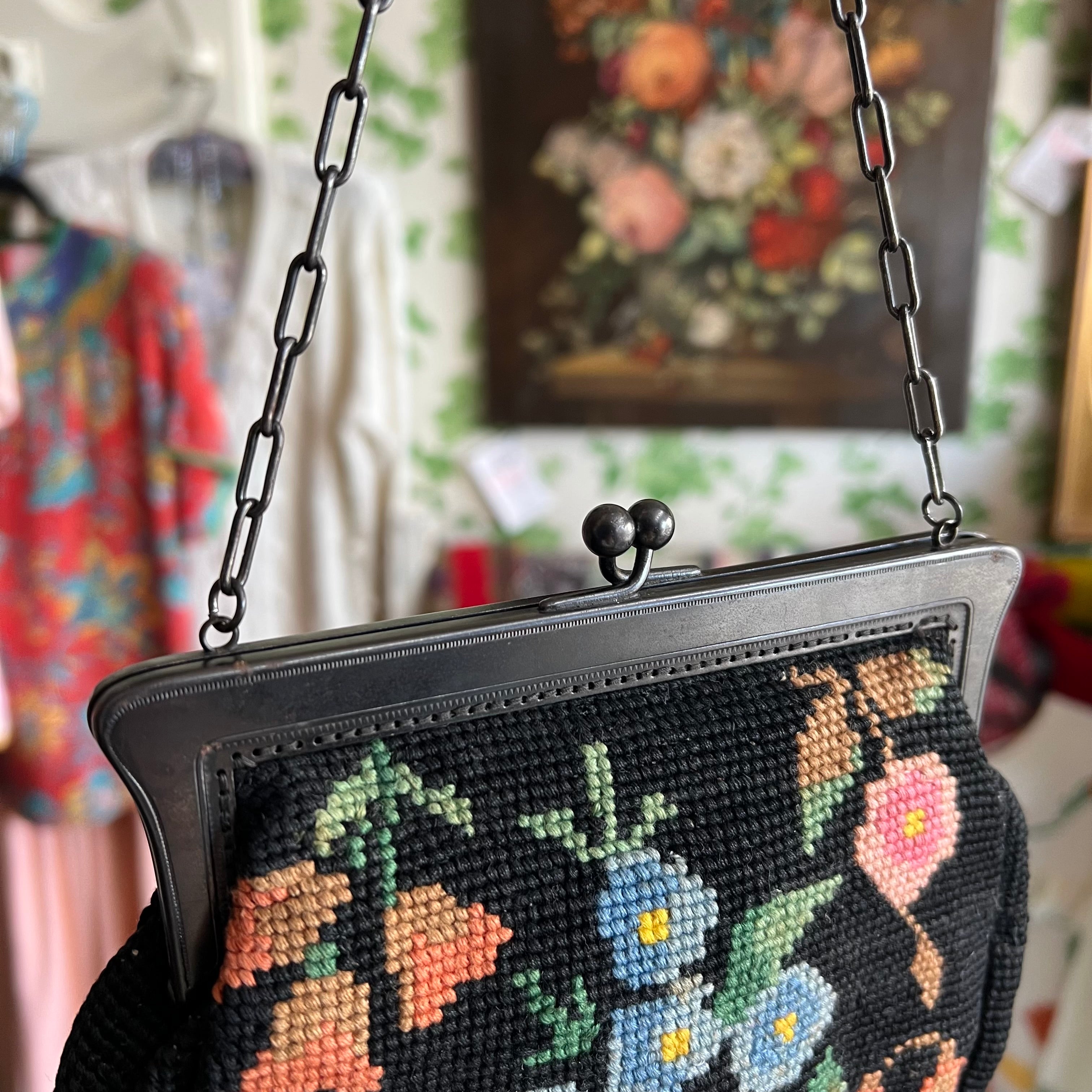 Vintage top Floral Needlepoint Embroidered Bag