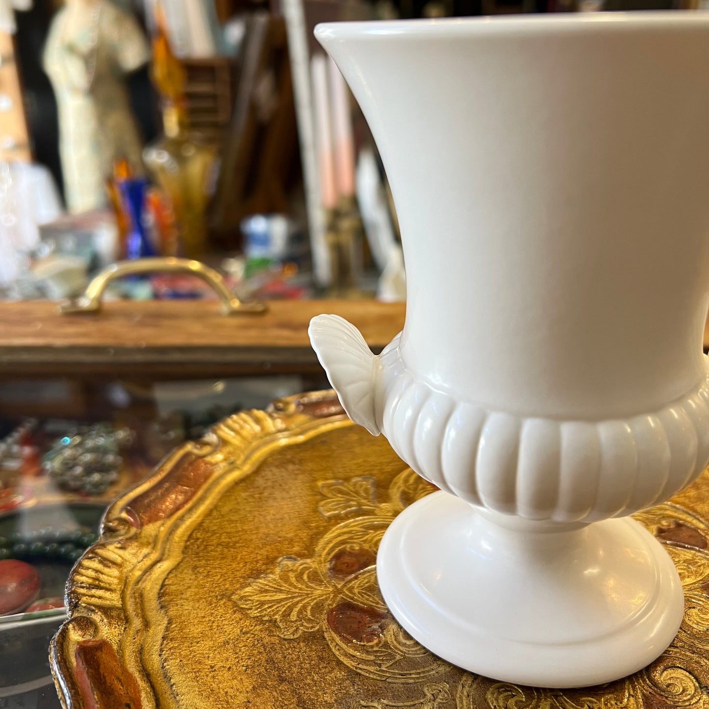 Vintage Wedgwood Moonstone Etruria & Barlaston Urn with Shell Handles England